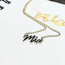 Custom Name Necklace "Mia"