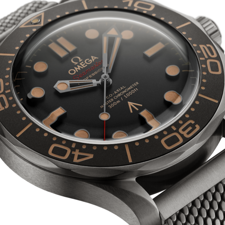 Omega Seamaster Diver 300M 42mm 007 Edition