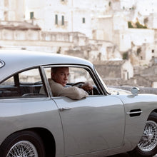 OMEGA Seamaster Diver 300M 007 Edition