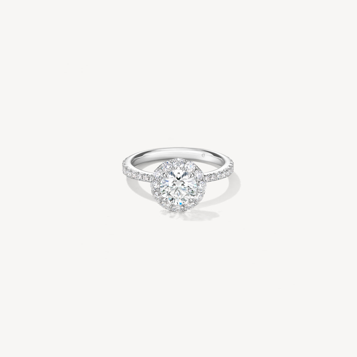 Hearts On Fire Vela Halo Ring With Diamond Band