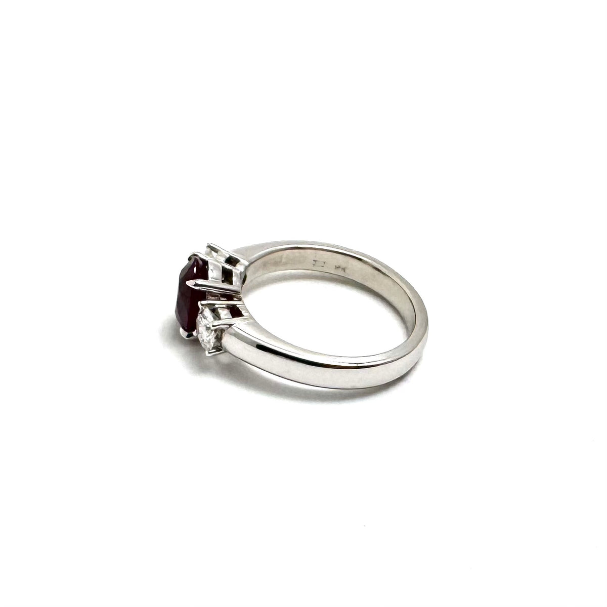 18K White Gold Oval Ruby & Diamond Ring Size 6