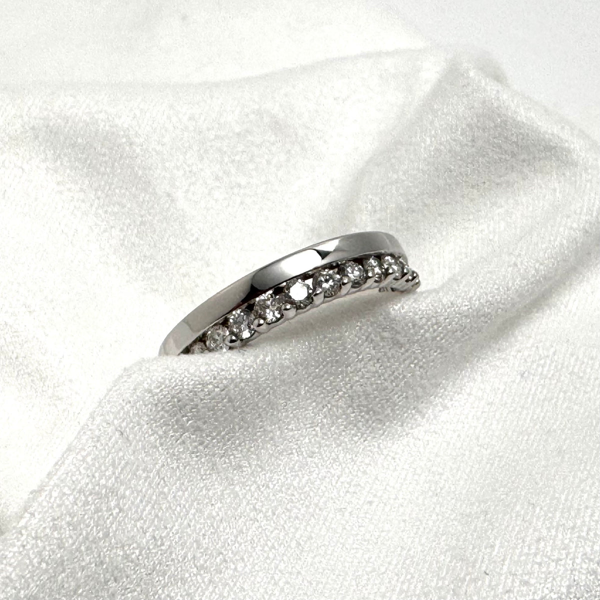14K White Gold 0.50ctw Diamond Wedding Band Size 6