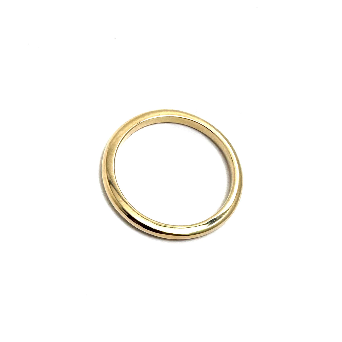 14K Yellow Gold Classic Wedding Band Size 6