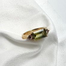 14K Yellow Gold Yellow-Green Sapphire & Brown Diamond Ring Size 6.25