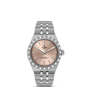 TUDOR Royal