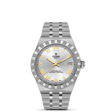 TUDOR Royal