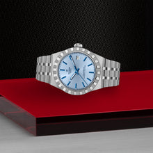 TUDOR Royal