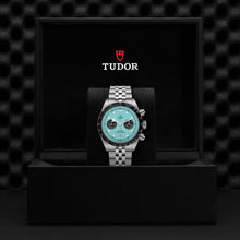 TUDOR Black Bay Chrono "Flamingo Blue"