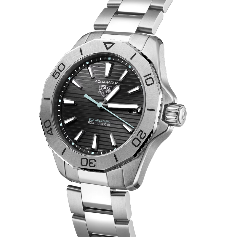 TAG Heuer Aquaracer Professional 200 Solargraph 40mm