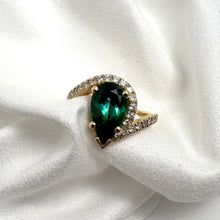 18KY Ring Gen. Gr.Tourmaline Pear =2.35ct 28Dia=0.42ct
