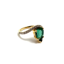 18KY Ring Gen. Gr.Tourmaline Pear =2.35ct 28Dia=0.42ct