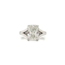 3.02 Royal Radiant Custom Ring