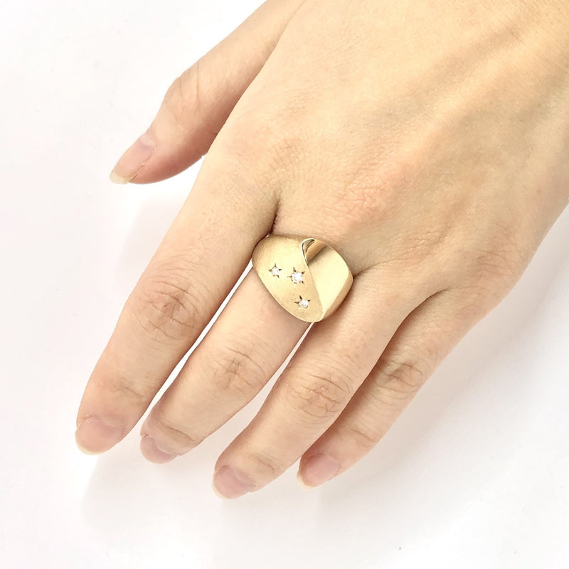 14KY Three Diamond Star Ring