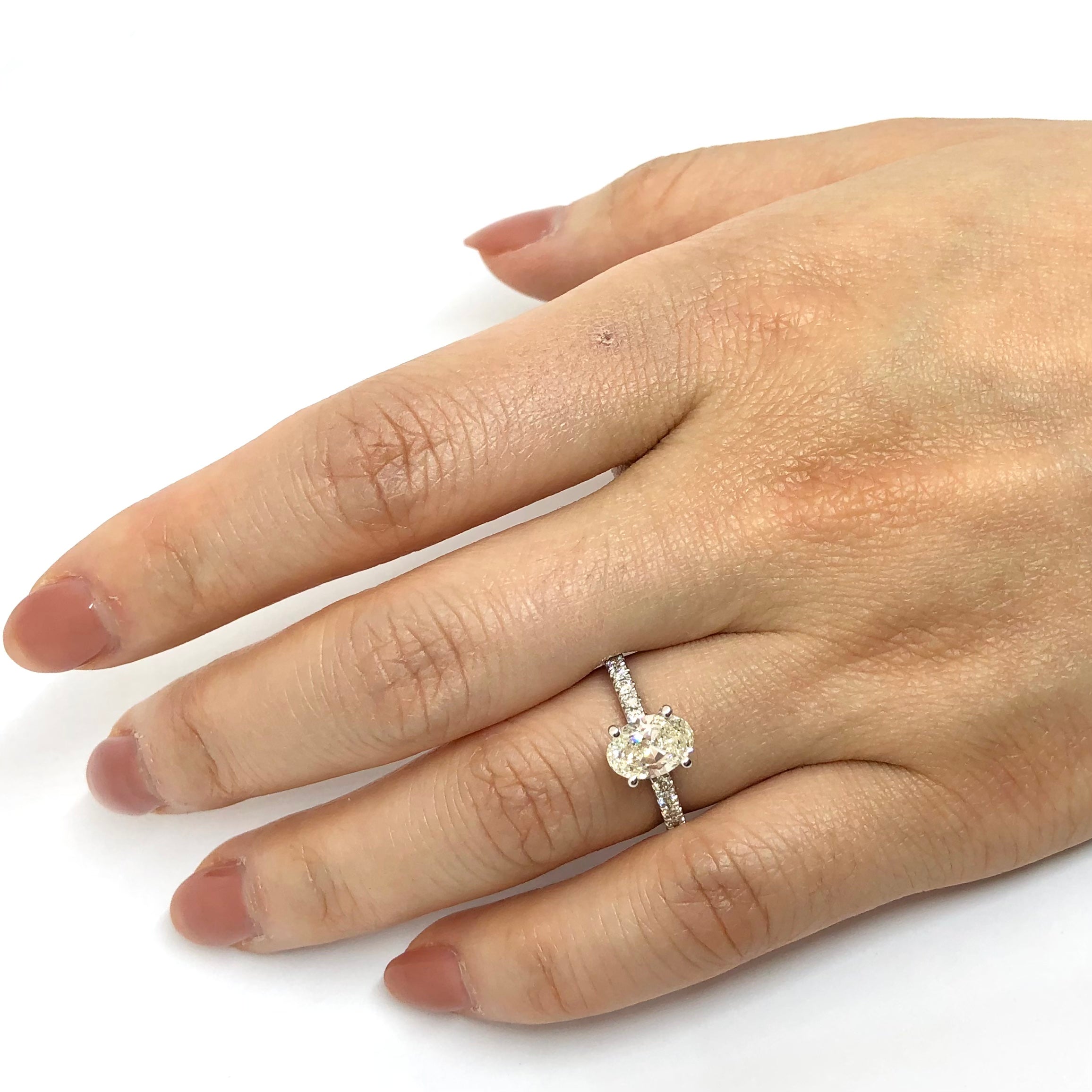 De Beers Forevermark Solitaire Engagement Ring with Shoulder Diamonds