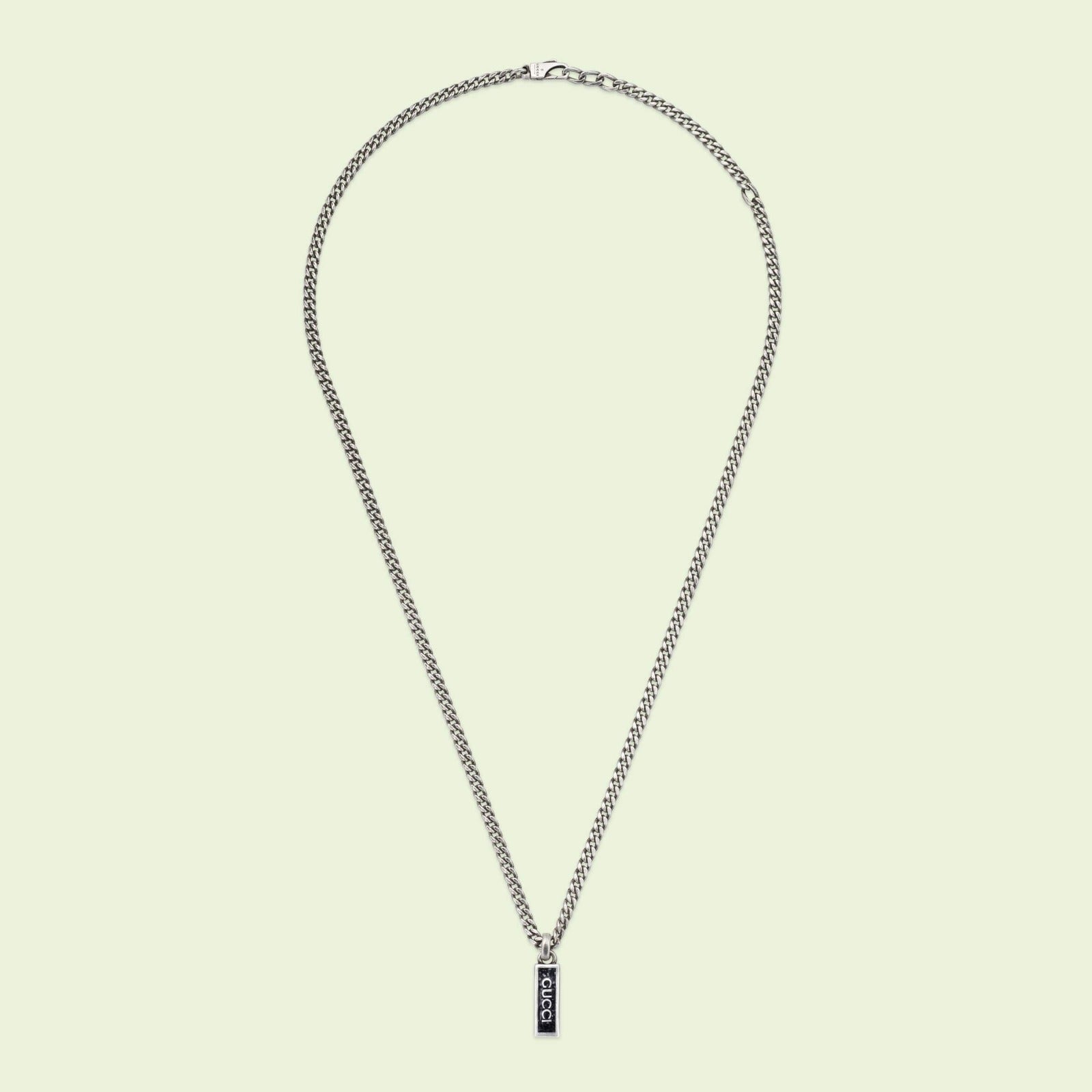 Gucci tag outlet necklace