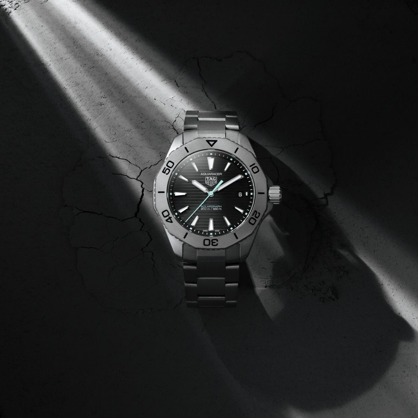 TAG Heuer Professional Aquaracer 200 Solargraph IJL Since 1937