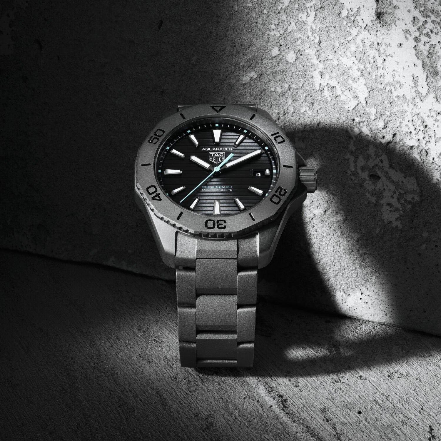 TAG Heuer Professional Aquaracer 200 Solargraph 40mm